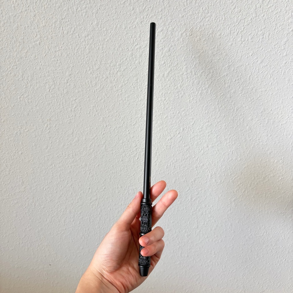 Harry Potter Snape Black Wizard Wand with Burgundy Presentation Box - Picture 13 of 14